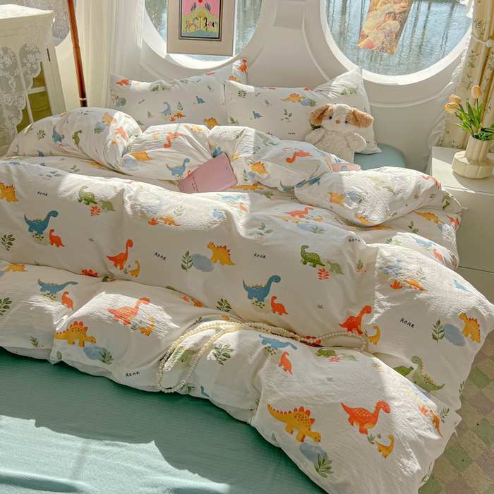 91家纺网 家纺一手货源 找家纺 韩巢家纺 2025新款奶呼呼云感双层纱印花四件套 树林小小龙