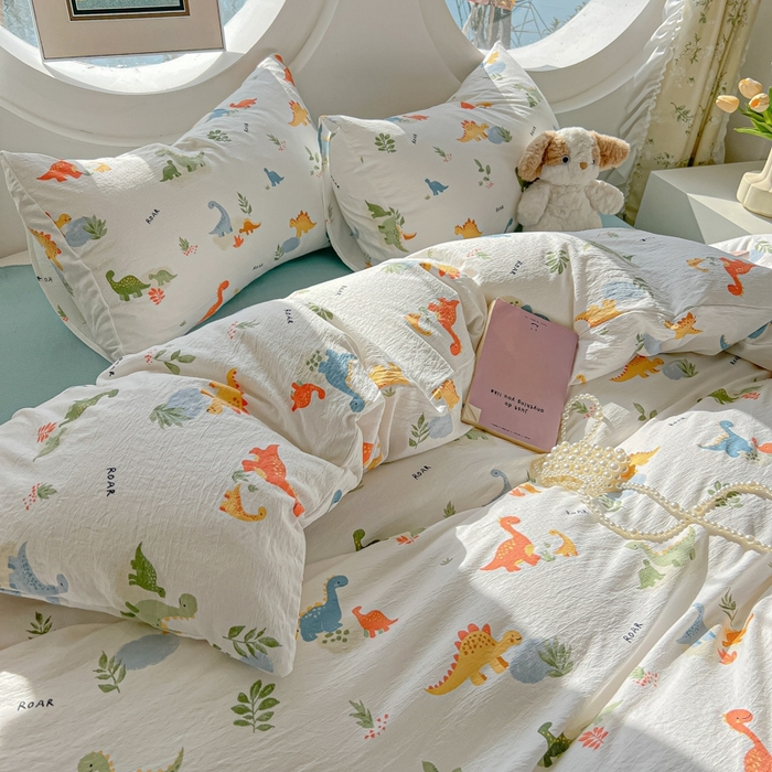 91家纺网 家纺一手货源 找家纺 韩巢家纺 2025新款奶呼呼云感双层纱印花四件套 树林小小龙