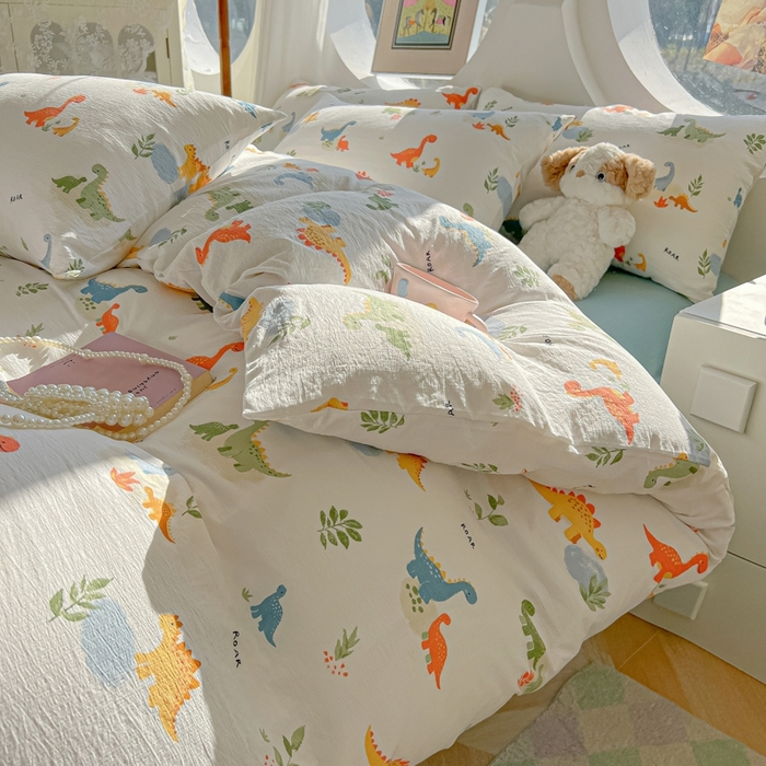 91家纺网 家纺一手货源 找家纺 韩巢家纺 2025新款奶呼呼云感双层纱印花四件套 树林小小龙