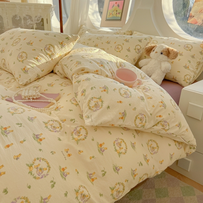 91家纺网 家纺一手货源 找家纺 韩巢家纺 2025新款奶呼呼云感双层纱印花四件套 兔子的欢喜