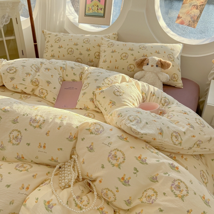 91家纺网 家纺一手货源 找家纺 韩巢家纺 2025新款奶呼呼云感双层纱印花四件套 兔子的欢喜