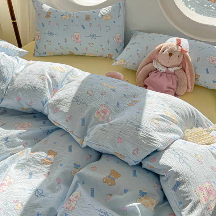 91家纺网 家纺一手货源 找家纺 韩巢家纺 2025新款奶呼呼云感双层纱印花四件套 小猫时光篮