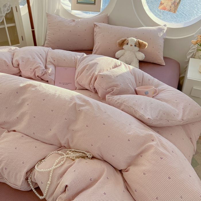 91家纺网 家纺一手货源 找家纺 韩巢家纺 2025新款奶呼呼云感双层纱印花四件套 紫倾心