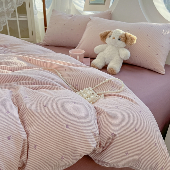 91家纺网 家纺一手货源 找家纺 韩巢家纺 2025新款奶呼呼云感双层纱印花四件套 紫倾心