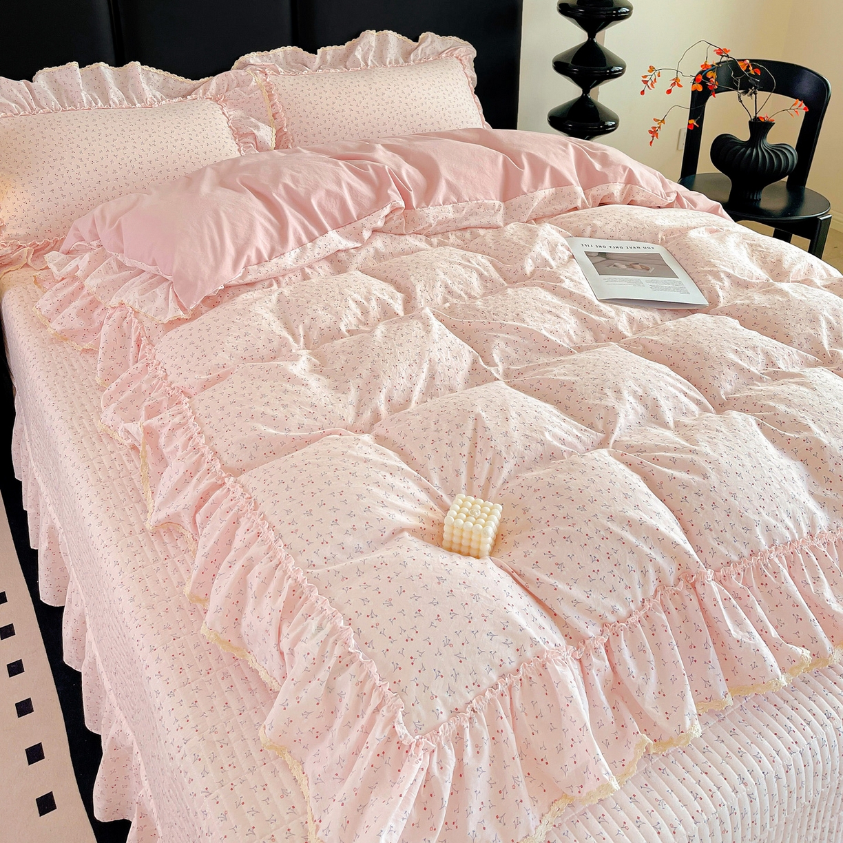 91家纺网 家纺一手货源 找家纺 富米莱单品馆 2026新款法式大花边A类古法仿棉云感纱单被套 大花边-粉花柔卧