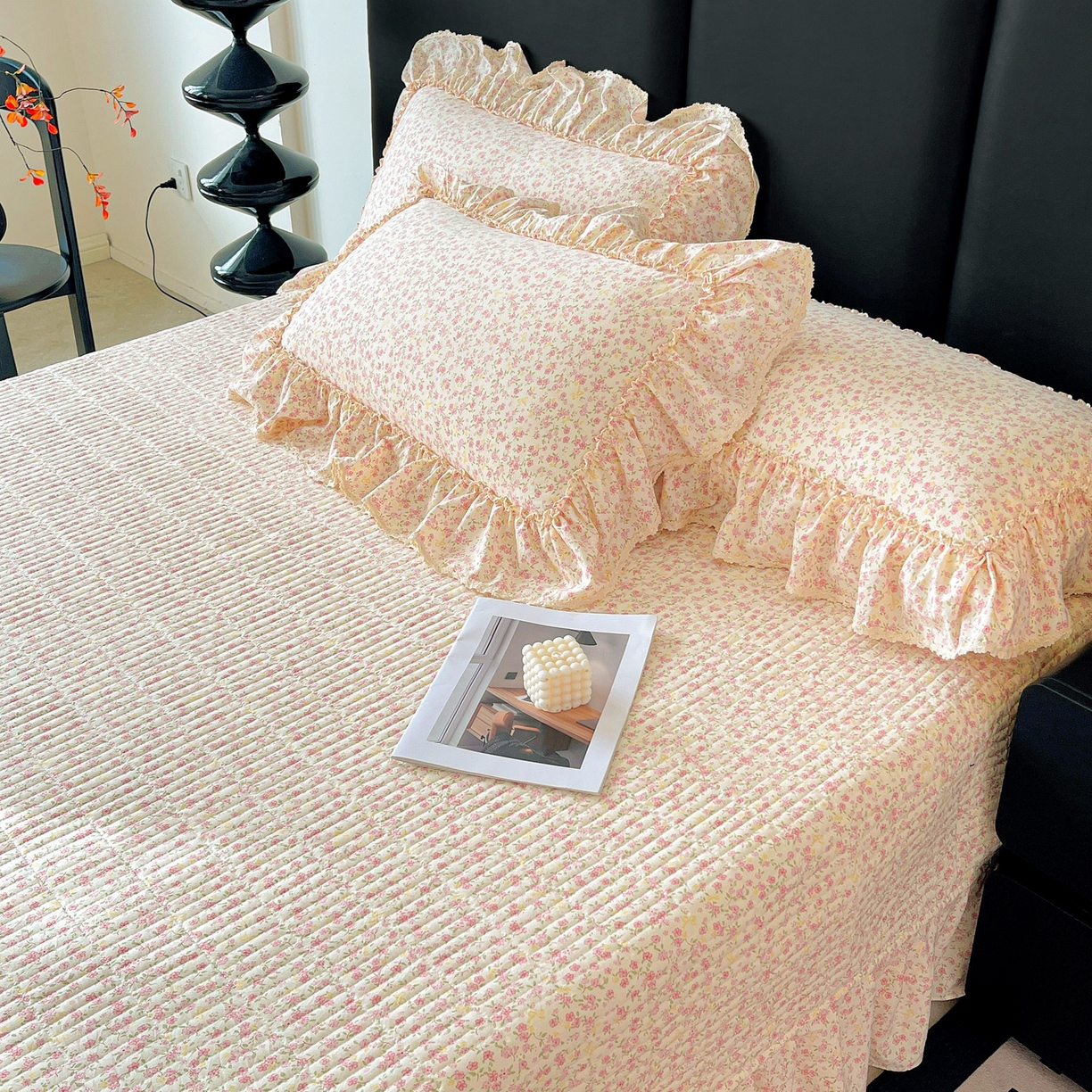 91家纺网 家纺一手货源 找家纺 富米莱单品馆 2026新款法式大花边A类古法仿棉云感纱单床盖 大花边-小幸运