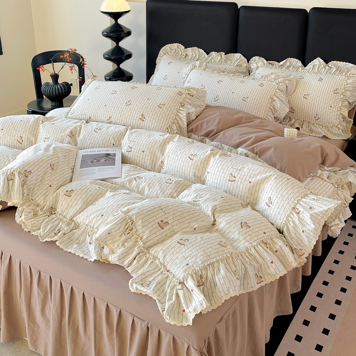 91家纺网 家纺一手货源 找家纺 富米莱单品馆 2026新款法式大花边A类古法仿棉云感纱单床裙 大花边-好运木马