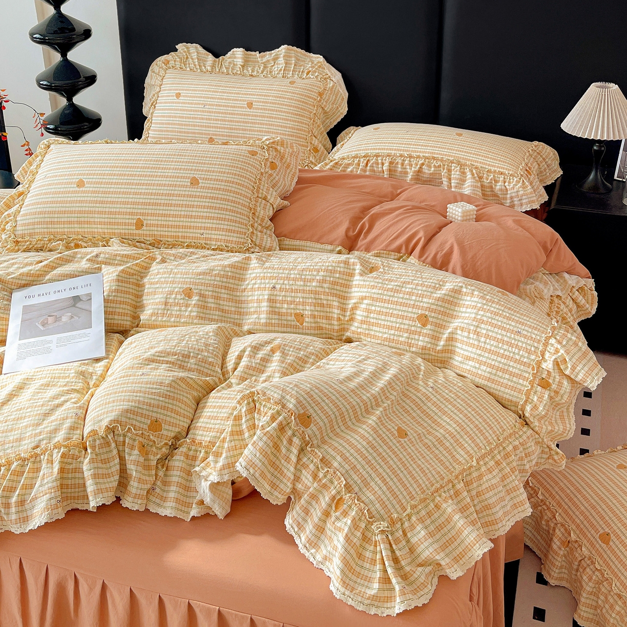 91家纺网 家纺一手货源 找家纺 富米莱单品馆 2026新款法式大花边A类古法仿棉云感纱单床裙 大花边-南瓜格韵