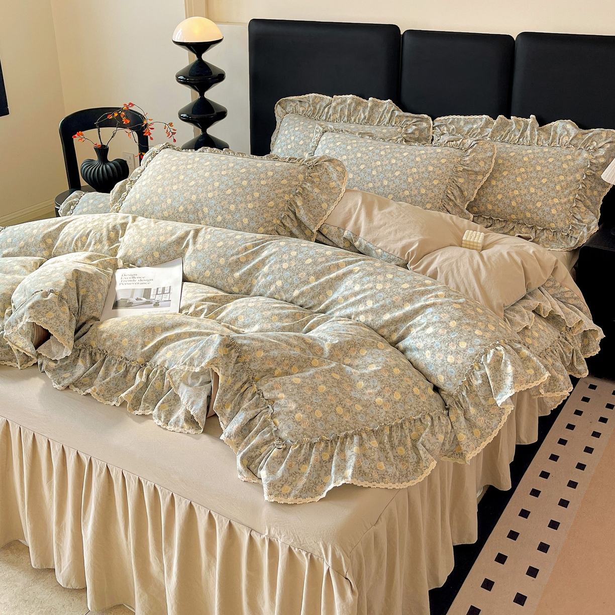 91家纺网 家纺一手货源 找家纺 富米莱单品馆 2026新款法式大花边A类古法仿棉云感纱单床裙 大花边-雾灰蔷薇