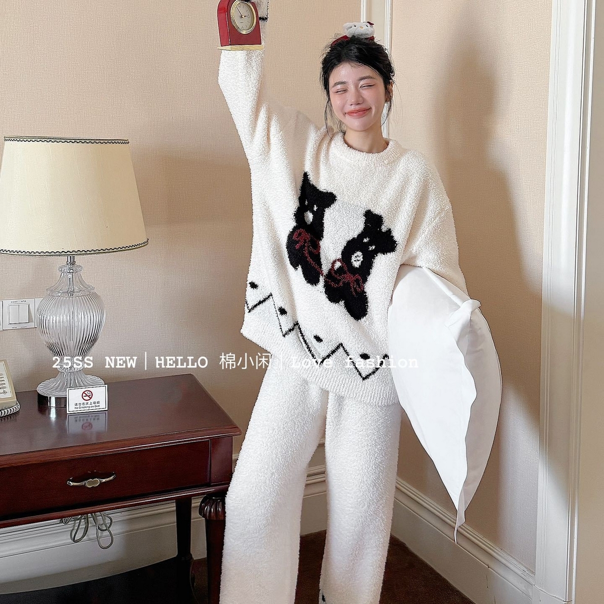 91家纺网 家纺一手货源 找家纺 （总）妍景家居生活馆 2025新款软绵绵蝴蝶结狗狗睡衣套装