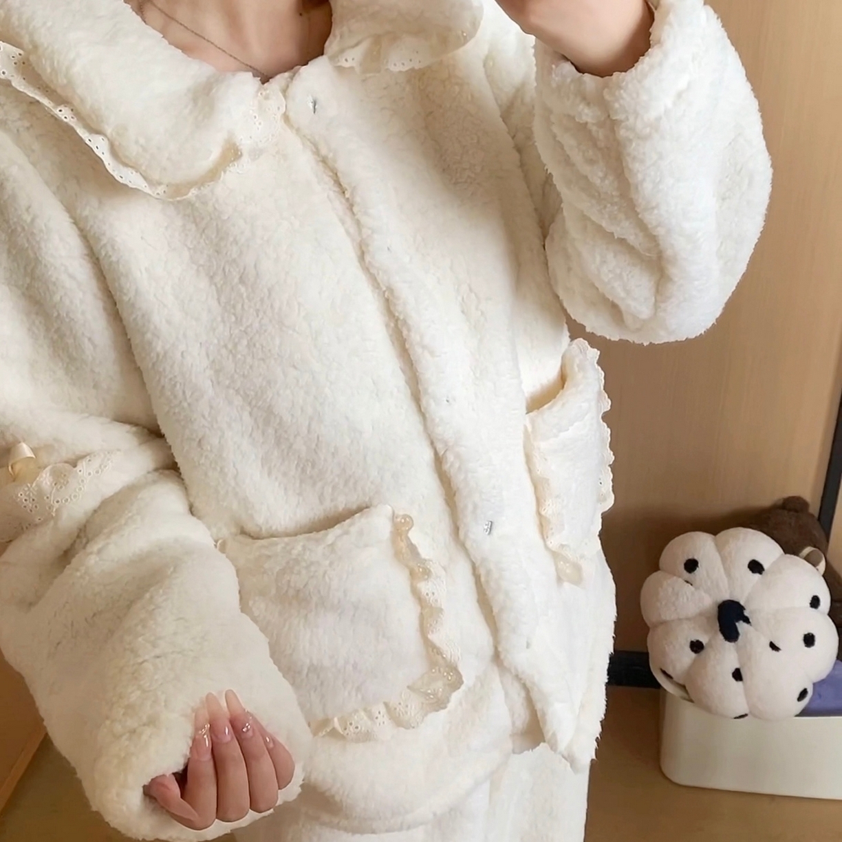 91家纺网 家纺一手货源 找家纺 （总）妍景家居生活馆 2025新款韩系羊羔绒家居服-29519