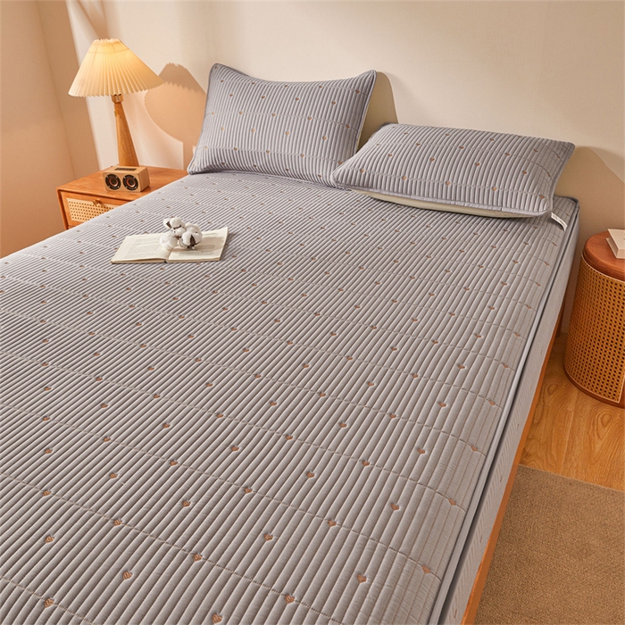 91家纺网 家纺一手货源 找家纺 伊人坊 2025新款A类水洗棉六面全包棉花夹棉床笠 爱心灰