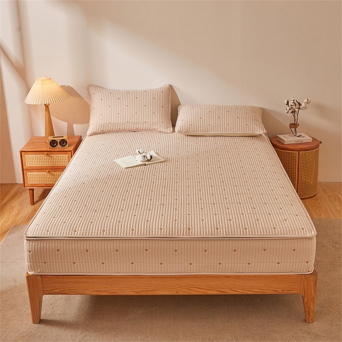 91家纺网 家纺一手货源 找家纺 伊人坊 2025新款A类水洗棉六面全包棉花夹棉床笠 爱心咖色