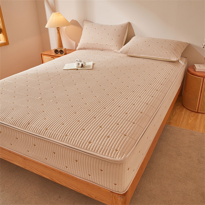 91家纺网 家纺一手货源 找家纺 伊人坊 2025新款A类水洗棉六面全包棉花夹棉床笠 爱心咖色