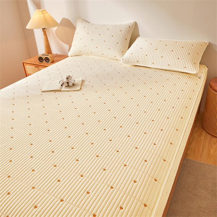 91家纺网 家纺一手货源 找家纺 伊人坊 2025新款A类水洗棉六面全包棉花夹棉床笠 爱心米白