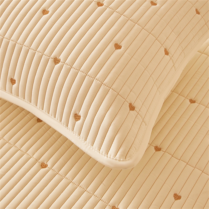 91家纺网 家纺一手货源 找家纺 伊人坊 2025新款A类水洗棉六面全包棉花夹棉床笠 爱心米白