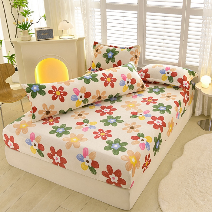 91家纺网 家纺一手货源 找家纺 圣靓家纺 2025新款牛奶绒印花长抱枕 花海