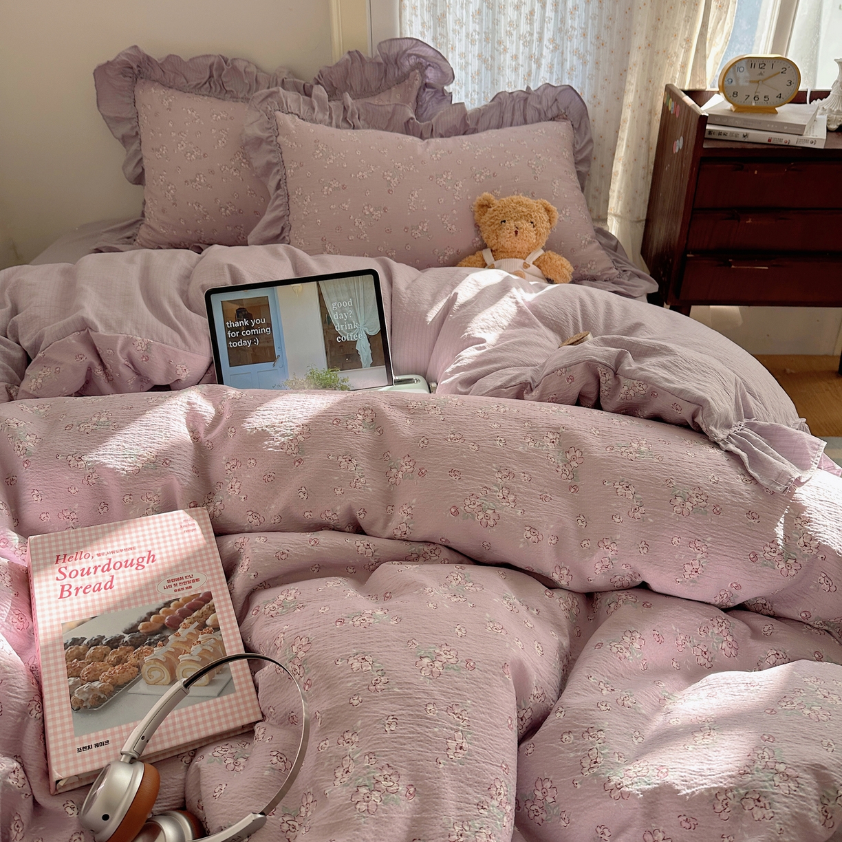 91家纺网 家纺一手货源 找家纺 美乐迪家纺 2026新款法式云感双层纱花边四件套 花梦紫