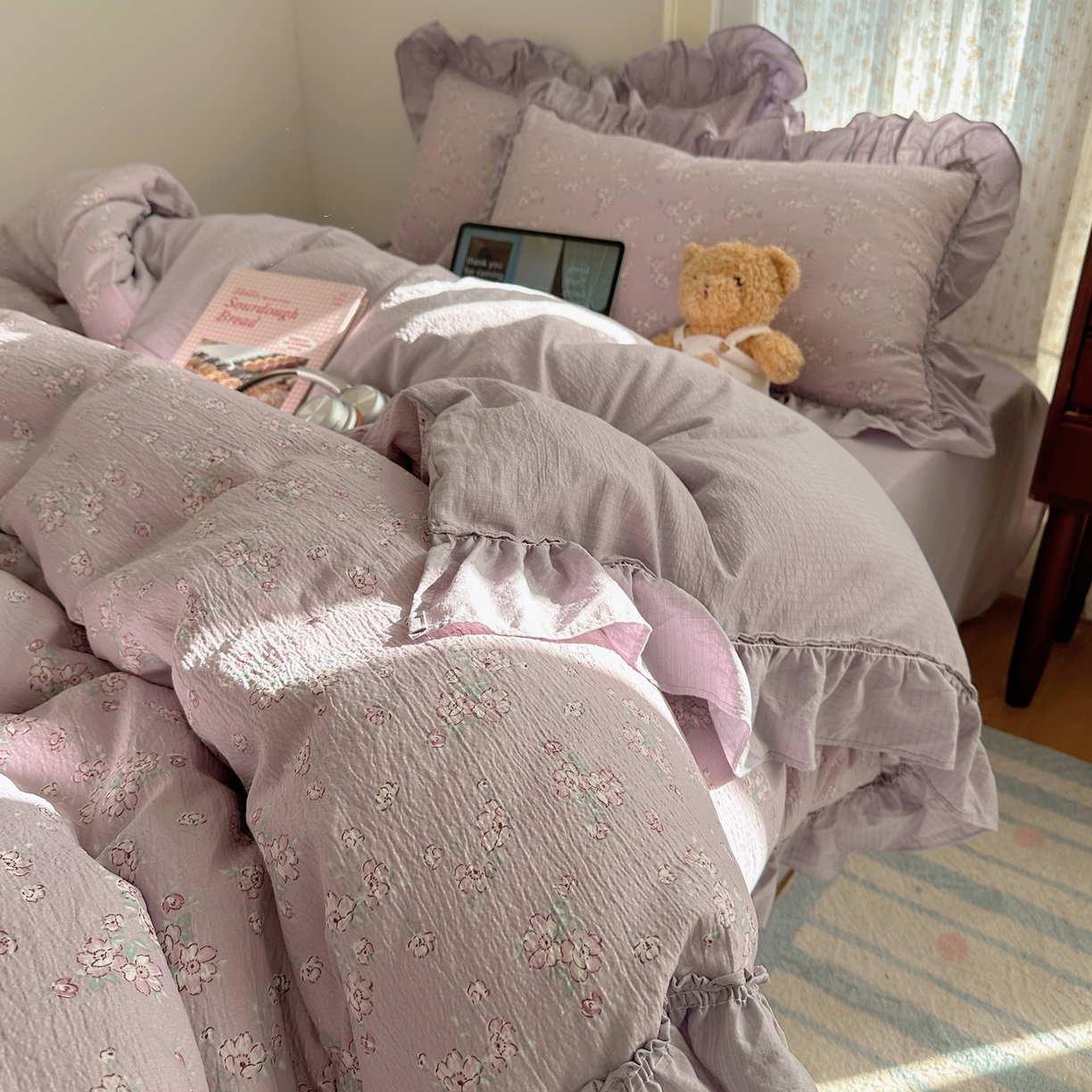 91家纺网 家纺一手货源 找家纺 美乐迪家纺 2026新款法式云感双层纱花边四件套 花梦紫