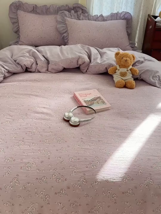 91家纺网 家纺一手货源 找家纺 美乐迪家纺 2026新款法式云感双层纱花边四件套 花梦紫