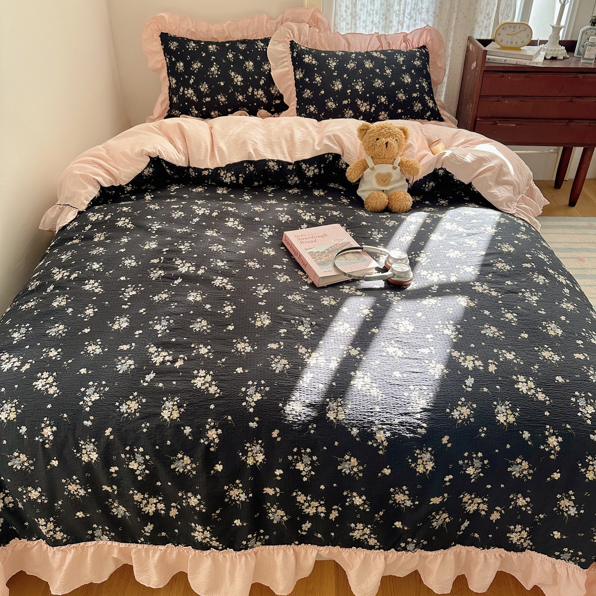 91家纺网 家纺一手货源 找家纺 美乐迪家纺 2026新款法式云感双层纱花边四件套 花仙子