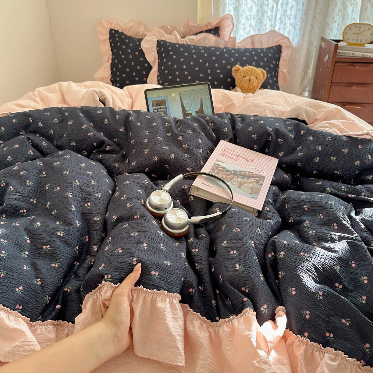 91家纺网 家纺一手货源 找家纺 美乐迪家纺 2026新款法式云感双层纱花边四件套 迷你小花