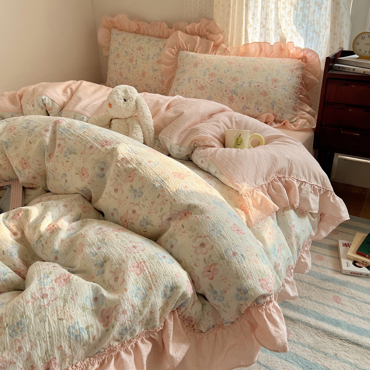 91家纺网 家纺一手货源 找家纺 美乐迪家纺 2026新款法式云感双层纱花边四件套 觅悠悠