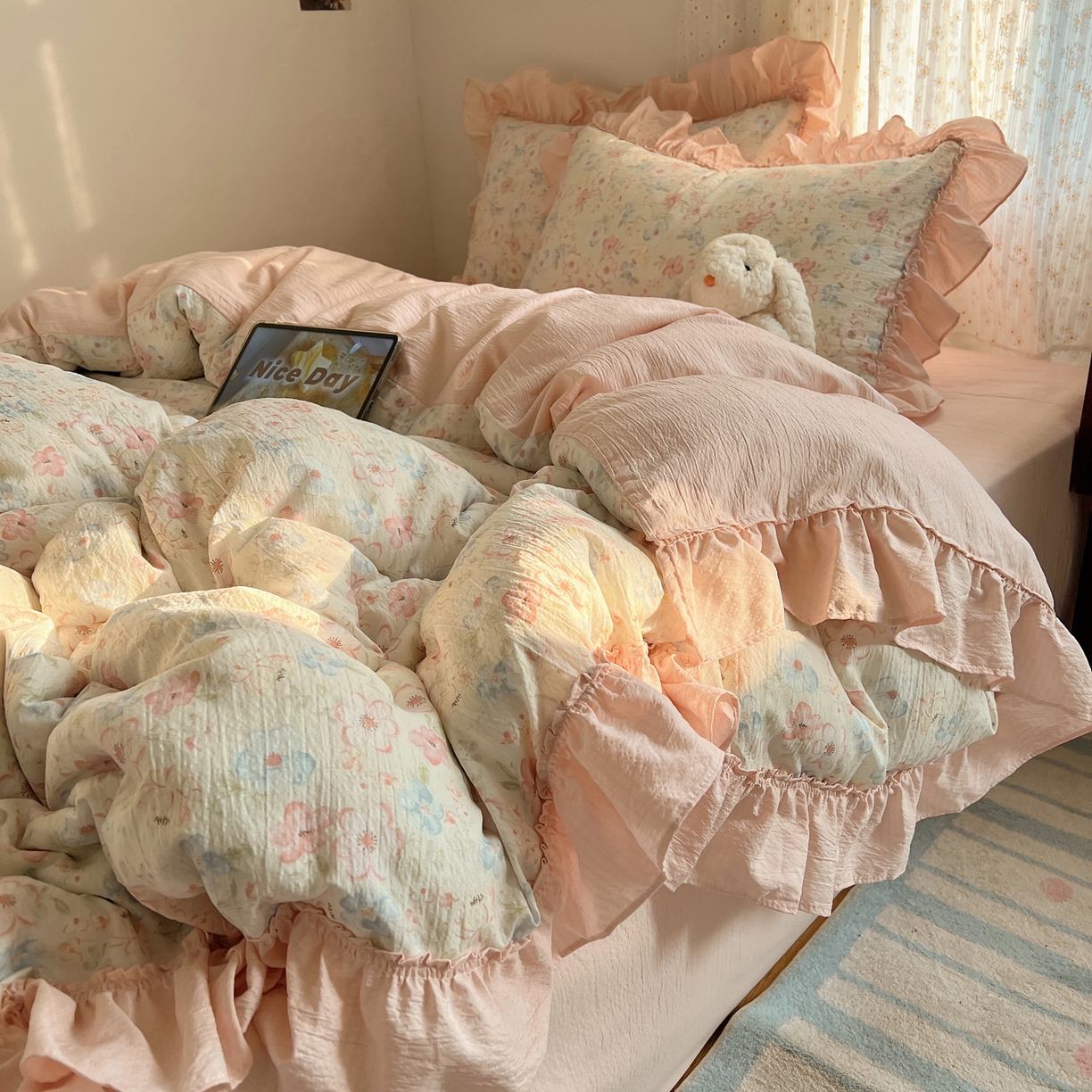 91家纺网 家纺一手货源 找家纺 美乐迪家纺 2026新款法式云感双层纱花边四件套 觅悠悠