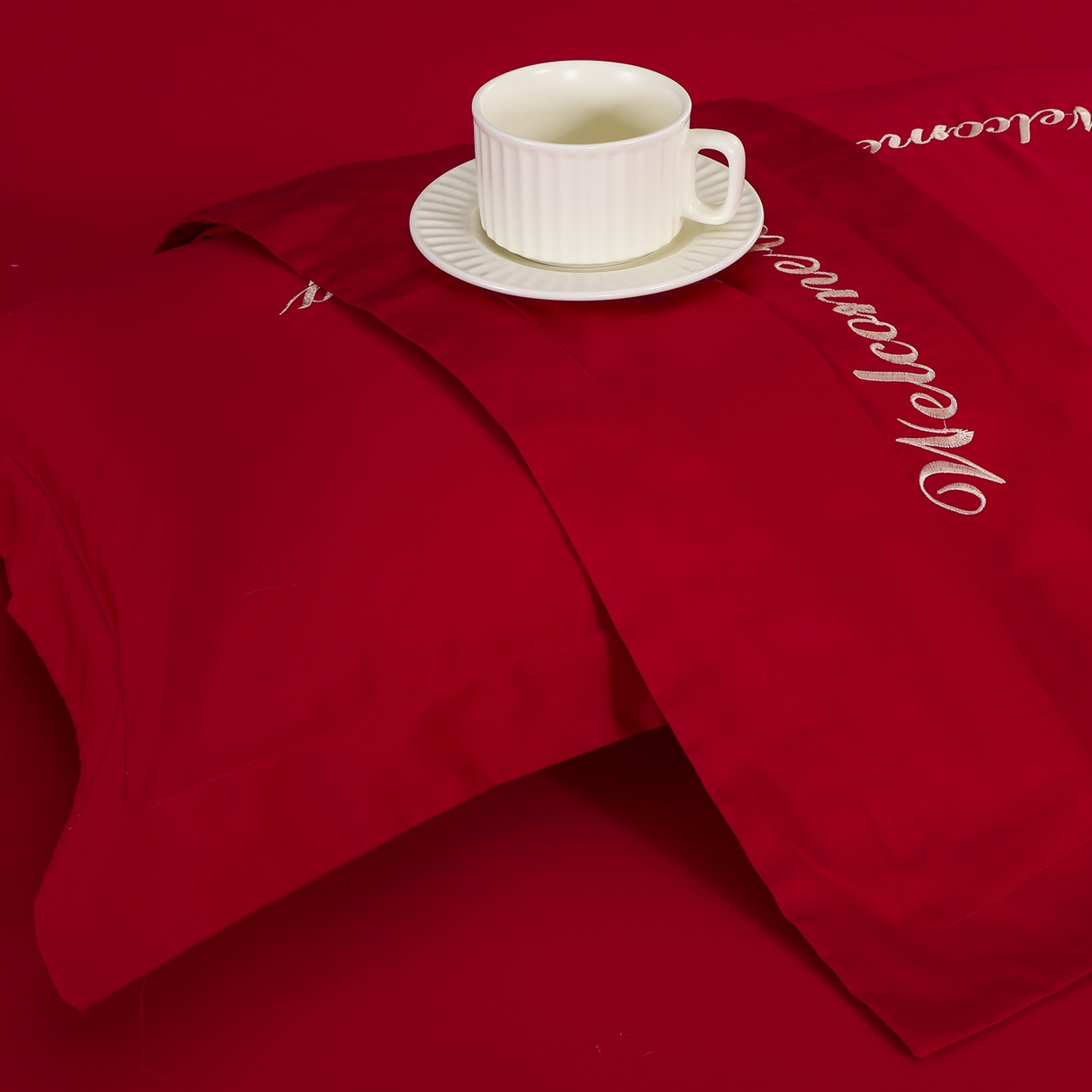 91家纺网 家纺一手货源 找家纺 浩情国际婚庆供货中心 2026新款100%全棉长绒棉纯棉婚庆四件套结婚刺绣六件套多件套长期供货 喜欢你