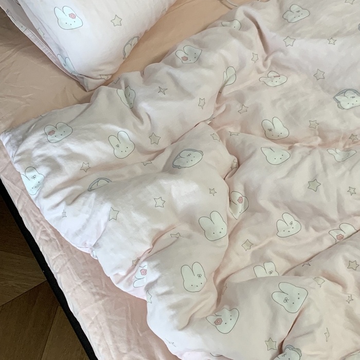 91家纺网 家纺一手货源 找家纺 源启生活 2025新款A类全棉双层纱四件套 音乐小兔