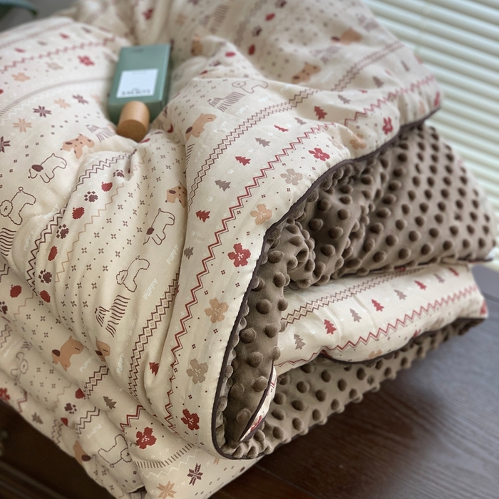 91家纺网 家纺一手货源 找家纺 源启生活 2025新款豆豆被 圣诞可露丽