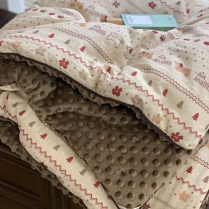 91家纺网 家纺一手货源 找家纺 源启生活 2025新款豆豆被 圣诞可露丽