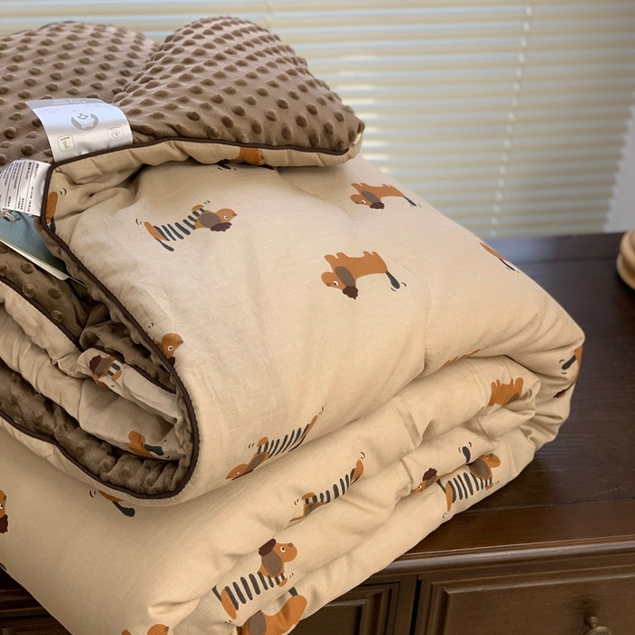 91家纺网 家纺一手货源 找家纺 源启生活 2025新款豆豆被 修修狗