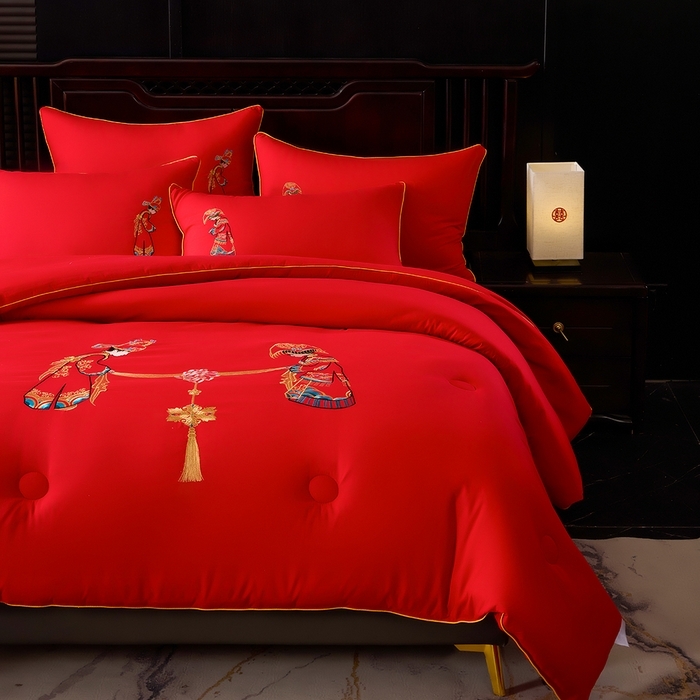 91家纺网 家纺一手货源 找家纺 （总）啊雅家居 2026新款结婚大红套装被芯床垫枕芯大豆棉新婚套装