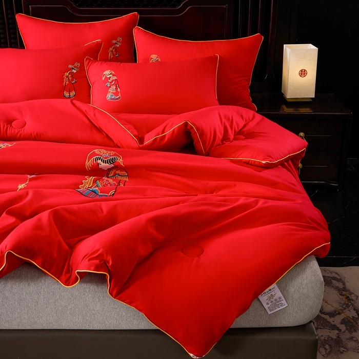 91家纺网 家纺一手货源 找家纺 （总）啊雅家居 2026新款结婚大红套装被芯床垫枕芯大豆棉新婚套装
