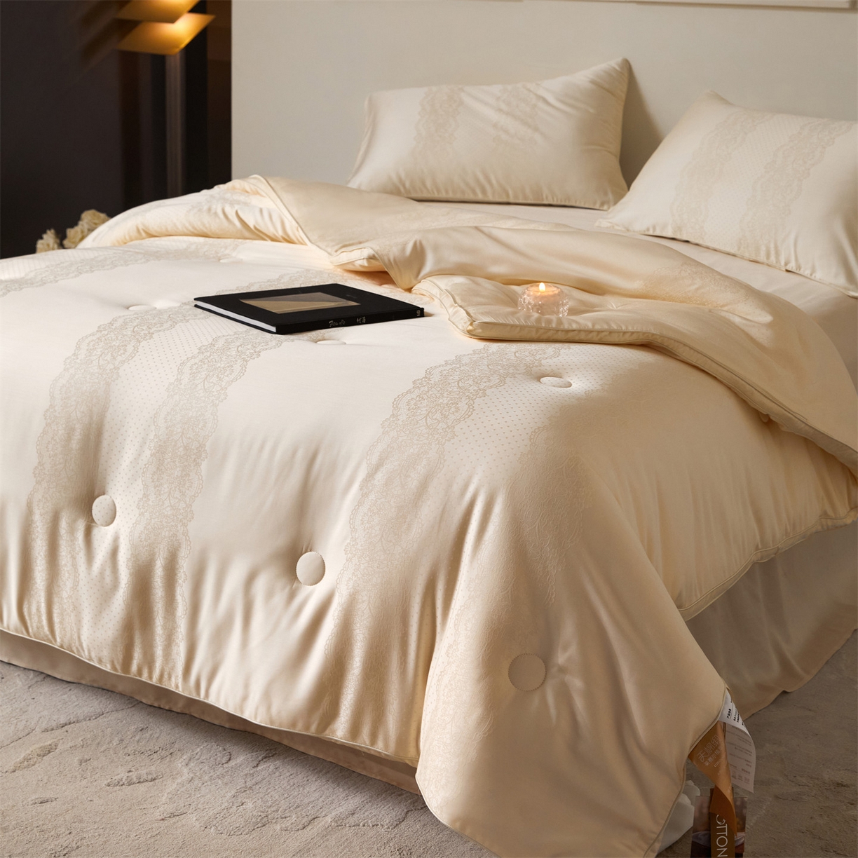 91家纺网 家纺一手货源 找家纺 （总）头等舱 2025新款天棉缎大提花55莱赛尔大豆7A抗菌秋冬被(空境图）