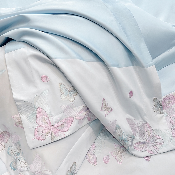 91家纺网 家纺一手货源 找家纺 星蕴家纺 2026新款贡缎长绒棉四件套-悦蝶（最低控价券后278元！） 悦蝶-天空蓝