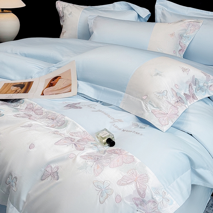 91家纺网 家纺一手货源 找家纺 星蕴家纺 2026新款贡缎长绒棉四件套-悦蝶（最低控价券后278元！） 悦蝶-天空蓝