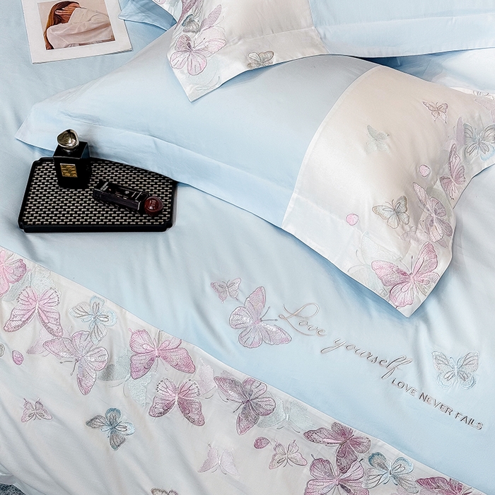 91家纺网 家纺一手货源 找家纺 星蕴家纺 2026新款贡缎长绒棉四件套-悦蝶（最低控价券后278元！） 悦蝶-天空蓝