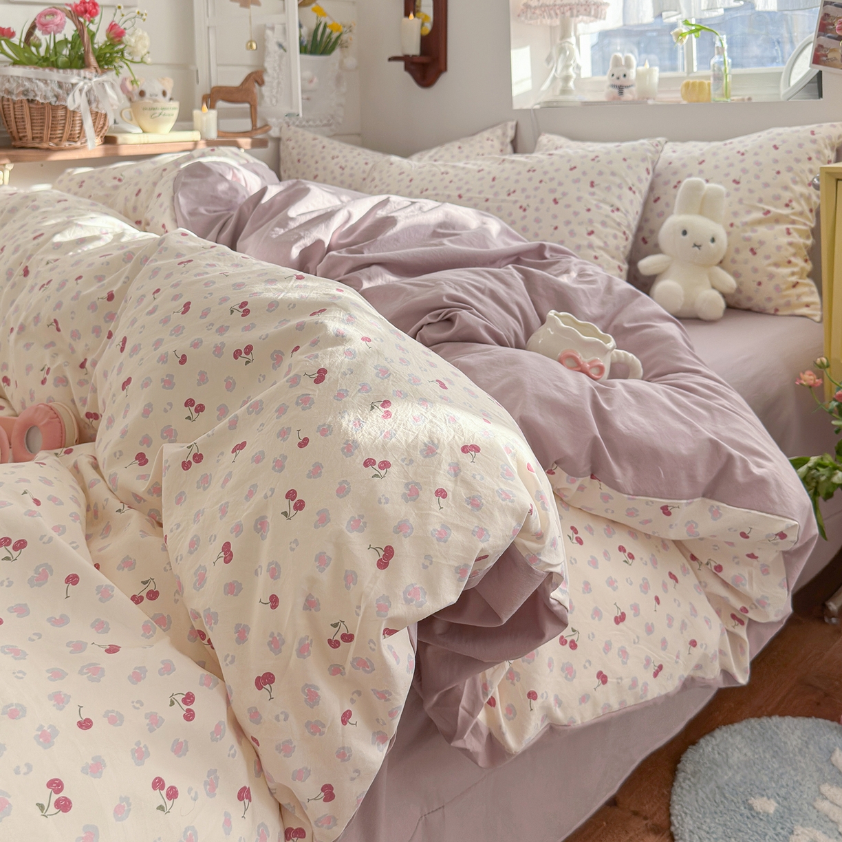 91家纺网 家纺一手货源 找家纺 金梦拉家纺 2026新款春夏古法水洗仿棉砂洗云小棉小布袋四件套 点点樱桃