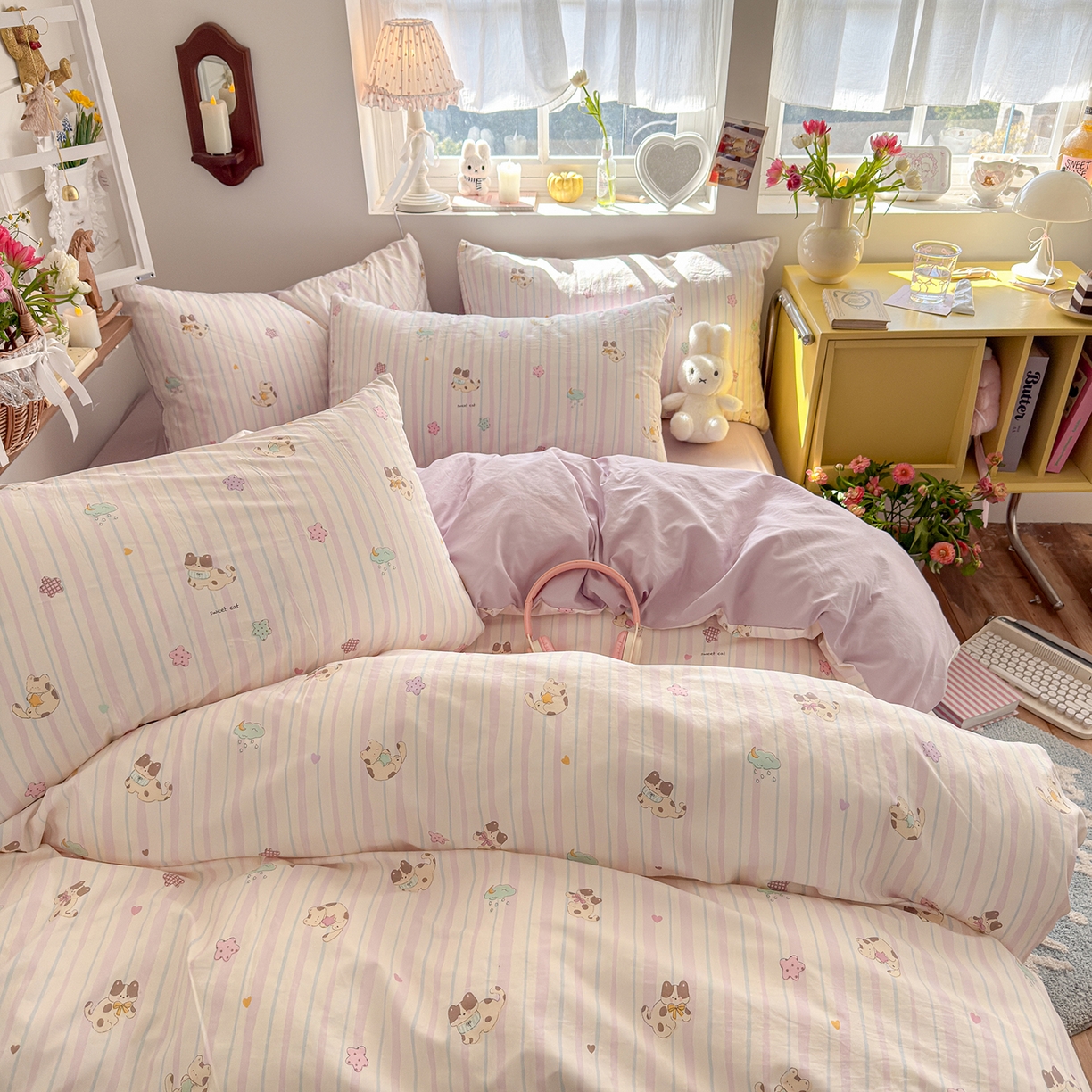 91家纺网 家纺一手货源 找家纺 金梦拉家纺 2026新款春夏古法水洗仿棉砂洗云小棉小布袋四件套 线条小喵