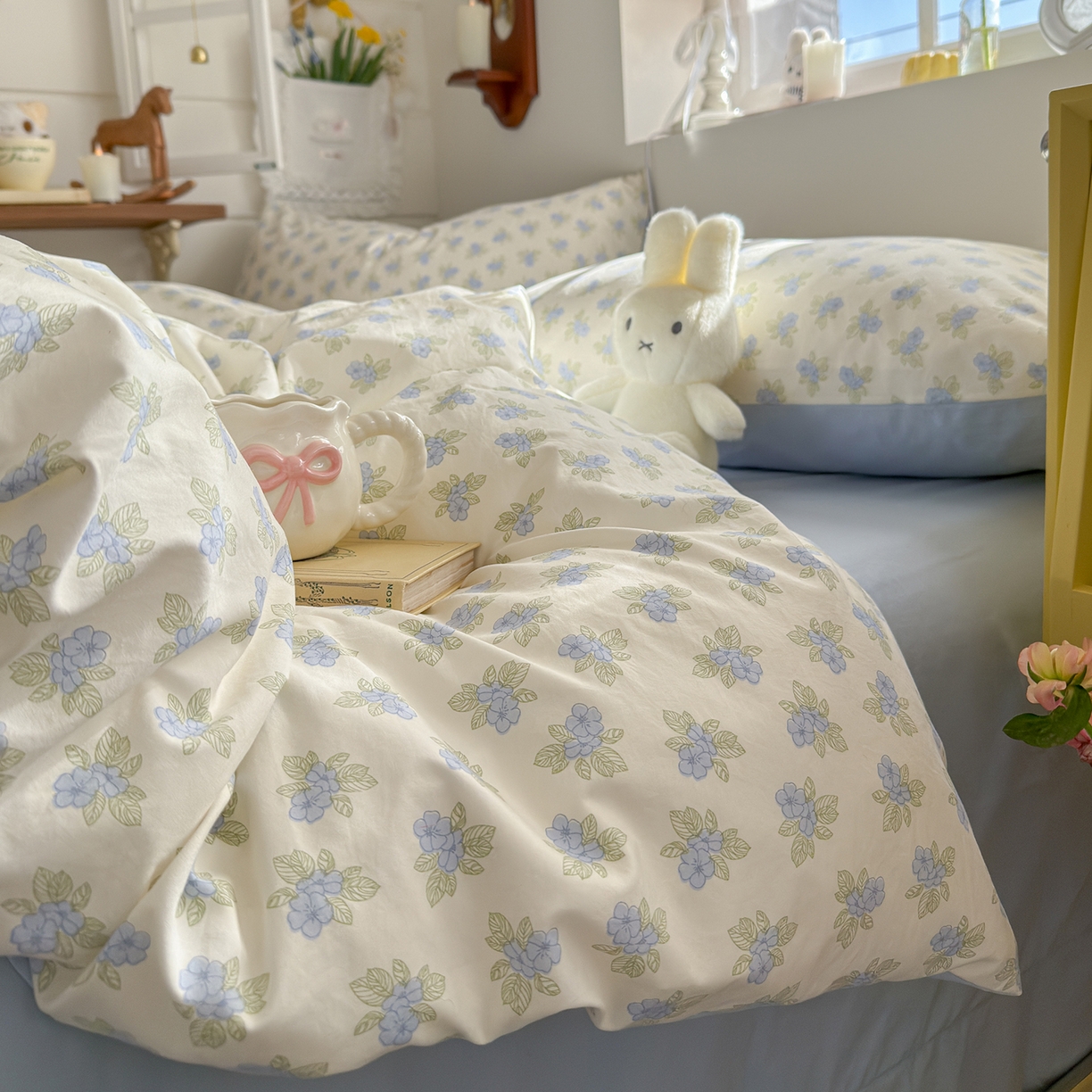 91家纺网 家纺一手货源 找家纺 金梦拉家纺 2026新款春夏古法水洗仿棉砂洗云小棉小布袋四件套 小苍兰