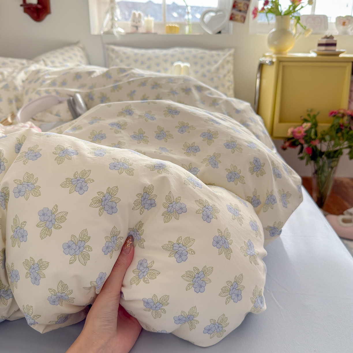 91家纺网 家纺一手货源 找家纺 金梦拉家纺 2026新款春夏古法水洗仿棉砂洗云小棉小布袋四件套 小苍兰