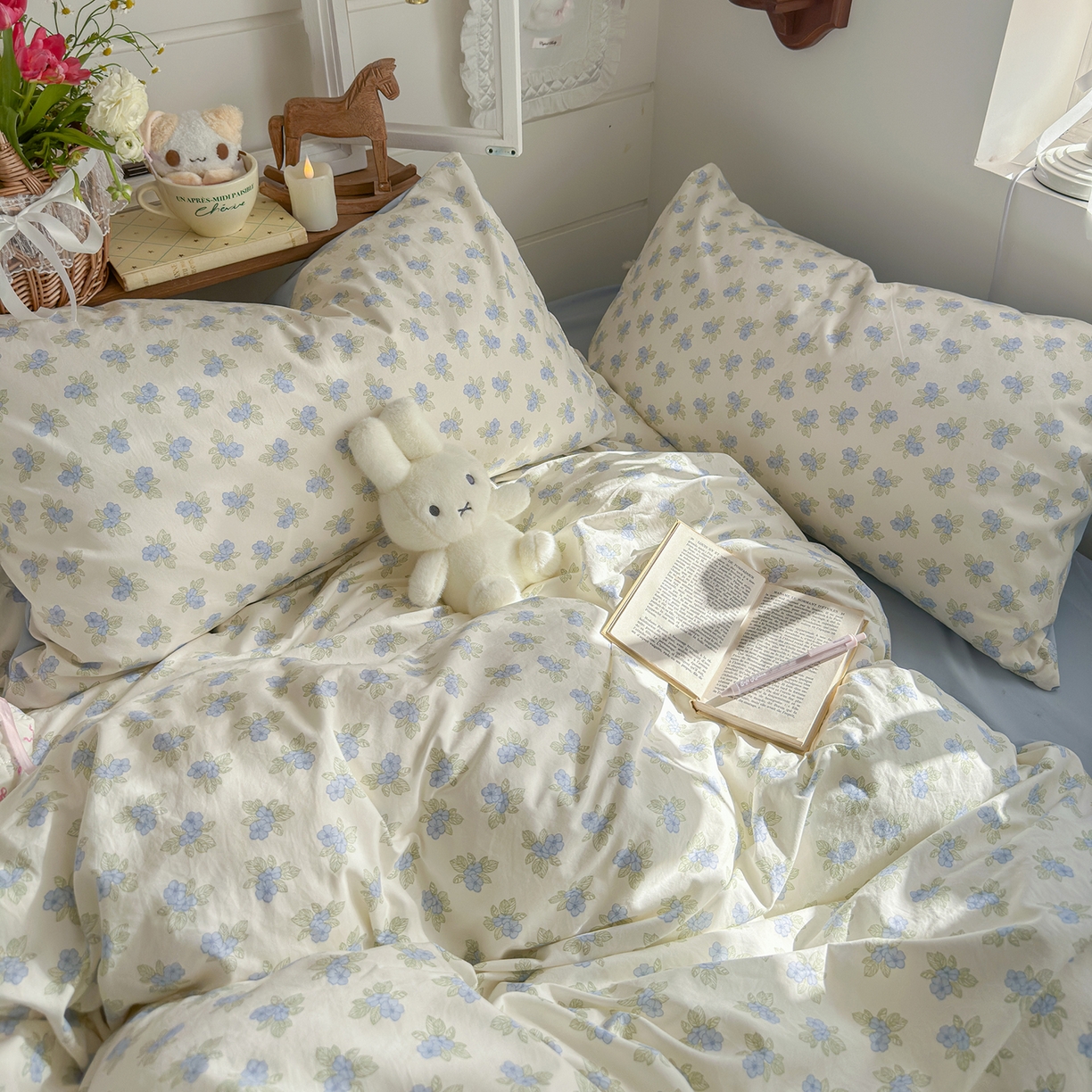 91家纺网 家纺一手货源 找家纺 金梦拉家纺 2026新款春夏古法水洗仿棉砂洗云小棉小布袋四件套 小苍兰