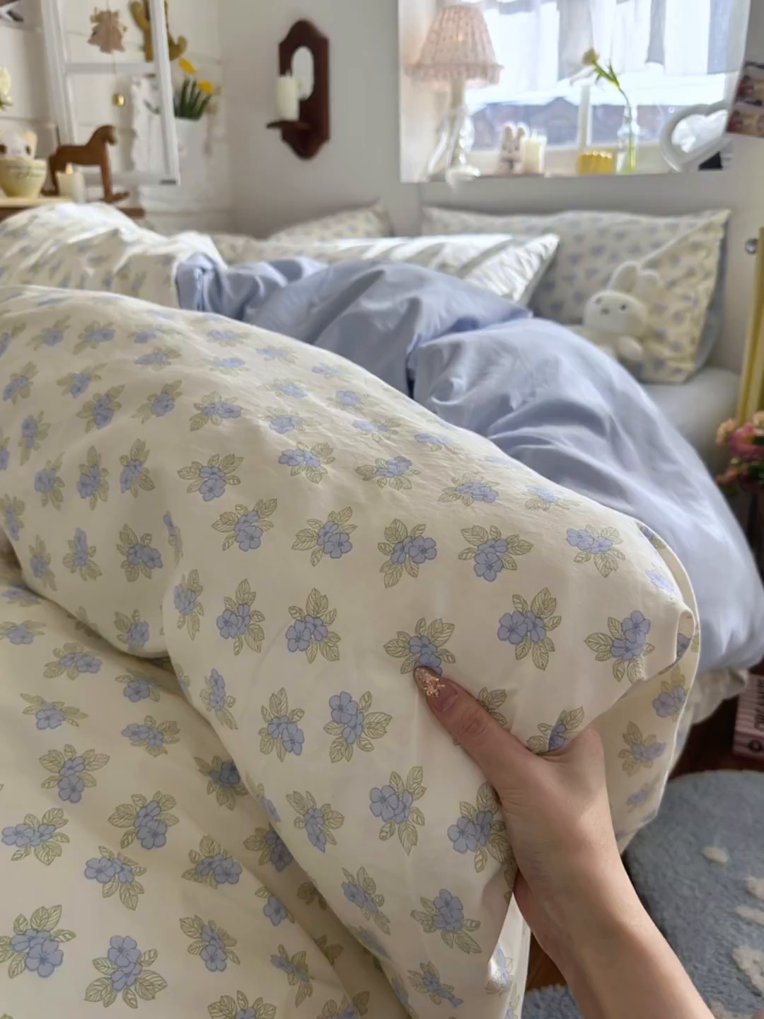 91家纺网 家纺一手货源 找家纺 金梦拉家纺 2026新款春夏古法水洗仿棉砂洗云小棉小布袋四件套 小苍兰