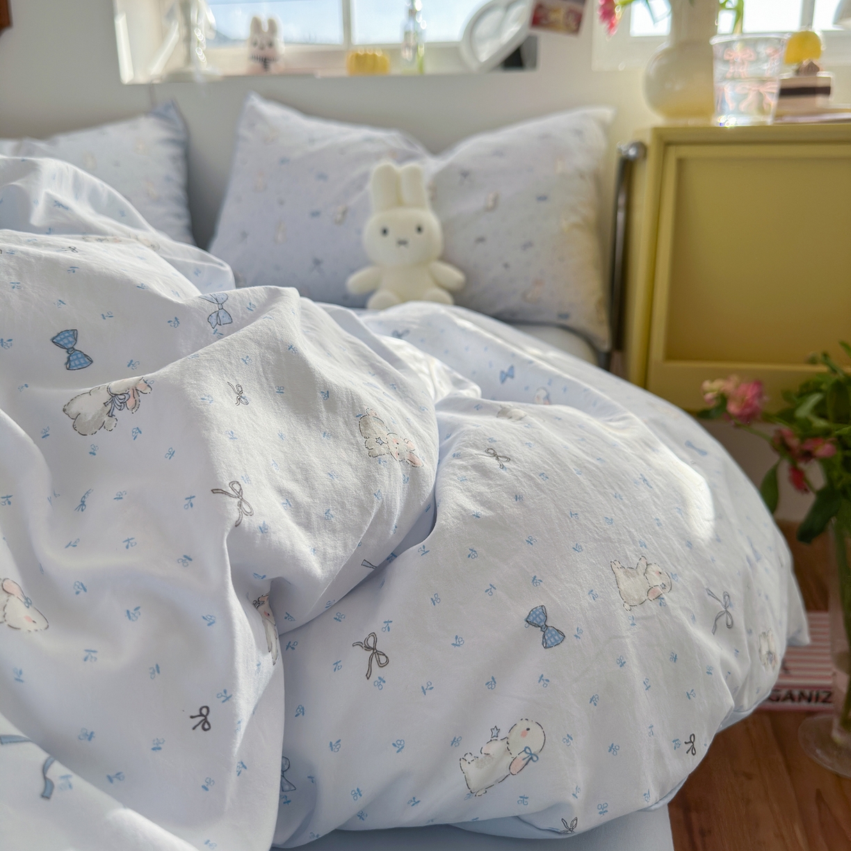 91家纺网 家纺一手货源 找家纺 金梦拉家纺 2026新款春夏古法水洗仿棉砂洗云小棉小布袋四件套 蓝小兔