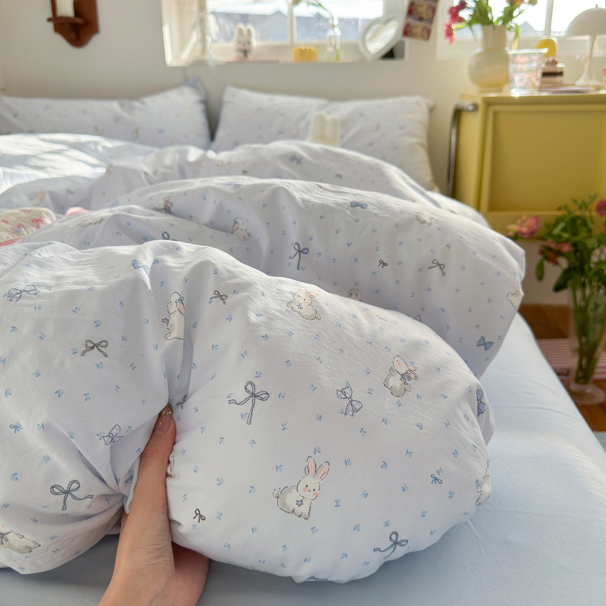 91家纺网 家纺一手货源 找家纺 金梦拉家纺 2026新款春夏古法水洗仿棉砂洗云小棉小布袋四件套 蓝小兔