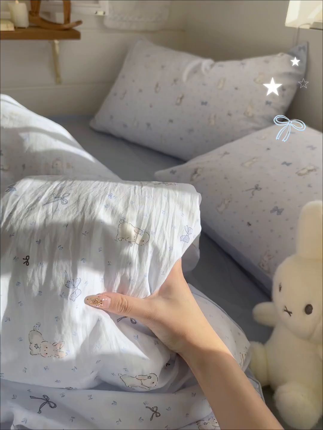 91家纺网 家纺一手货源 找家纺 金梦拉家纺 2026新款春夏古法水洗仿棉砂洗云小棉小布袋四件套 蓝小兔