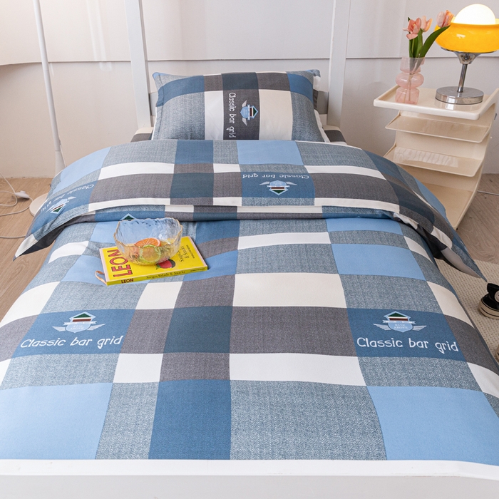 91家纺网 家纺一手货源 找家纺 简冠 开学季2025植物羊绒学生宿舍上下铺学生三件套学生床垫被子被芯大礼包 绅士范