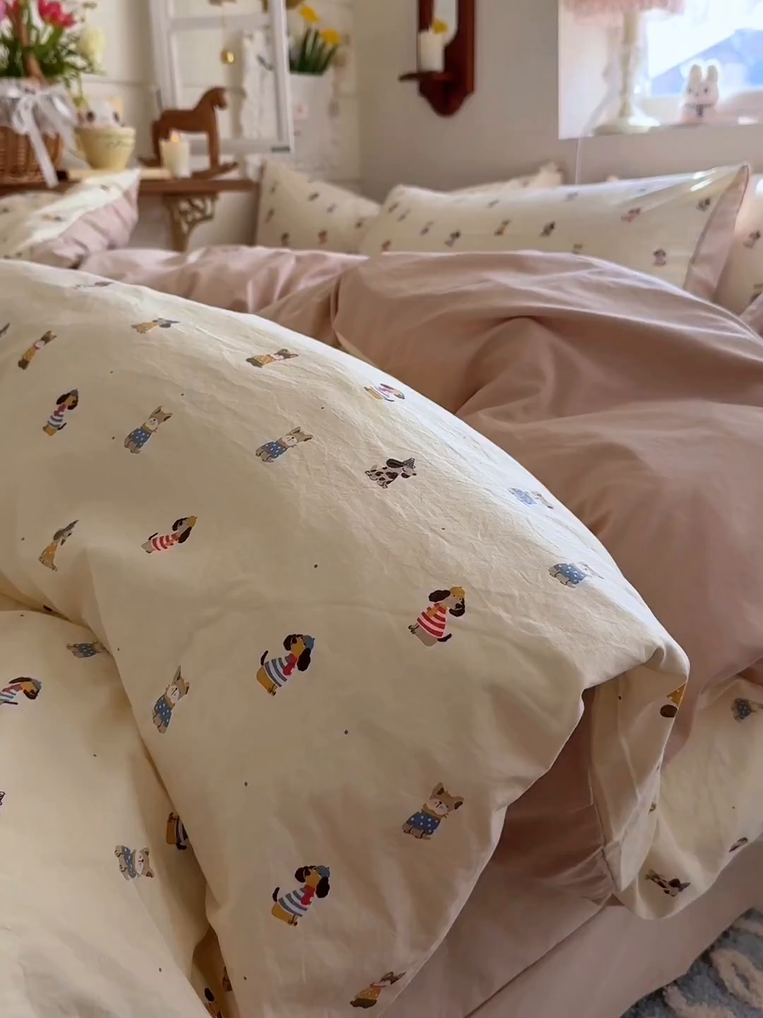 91家纺网 家纺一手货源 找家纺 金梦拉家纺 2026新款春夏古法水洗仿棉砂洗云小棉小布袋四件套 狗狗聚会